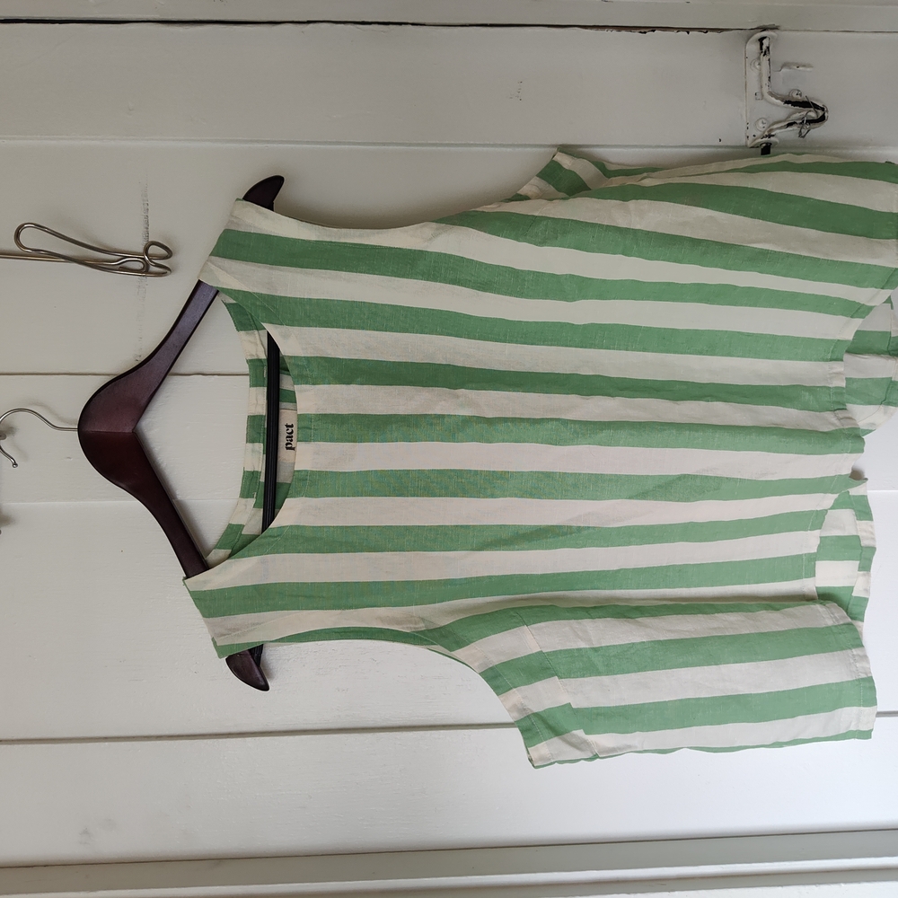 Pact White and Green Sleeveless Blouse with Peter Pan Collar